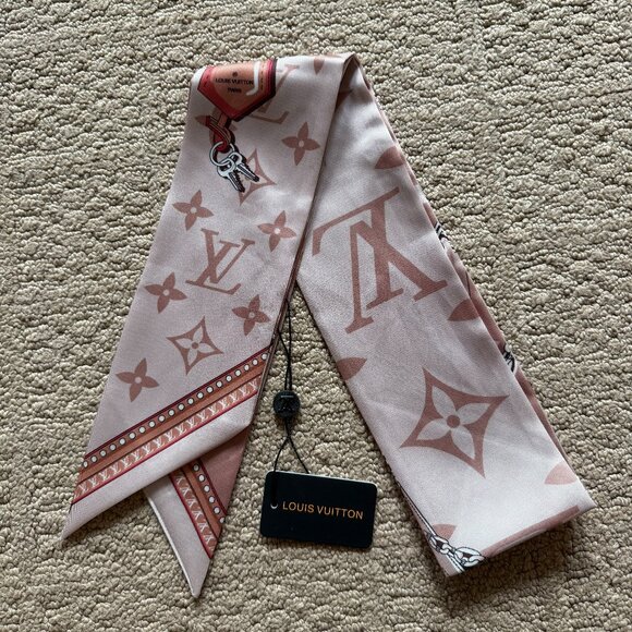 Louis Vuitton Monogram BB Bandeau - Picture 1 of 5